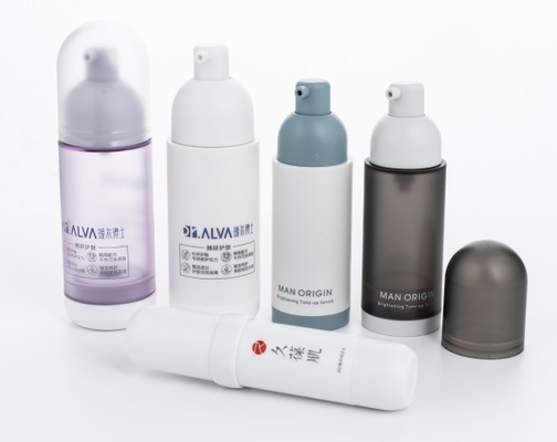 BEAUTY PACKING 30 ml luchtloze pompflessen met schermdruk en schroefdeksel in bulk